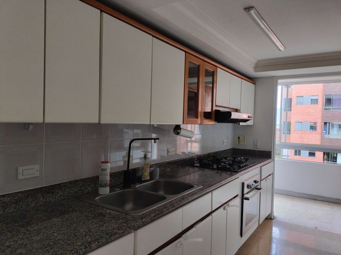 Apartamento de 3 alcobas en venta en El Poblado, Medellín, 154 m² · foto 6 de 20