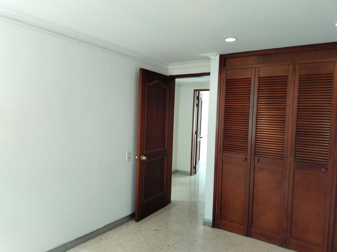 Apartamento de 3 alcobas en venta en El Poblado, Medellín, 154 m² · foto 10 de 20