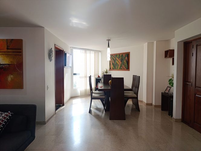 Apartamento de 3 alcobas en arriendo en El Poblado, Medellín, 123 m² · foto 5 de 17