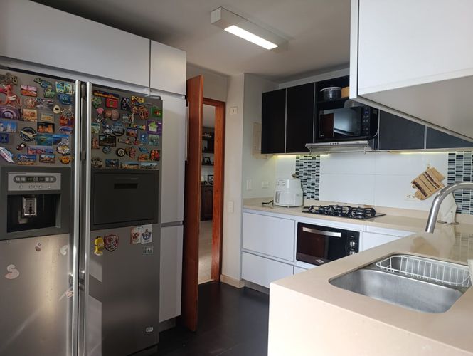 Apartamento de 3 alcobas en arriendo en El Poblado, Medellín, 123 m² · foto 6 de 17