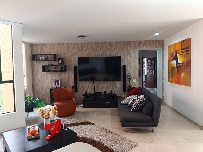 Apartamento de 3 alcobas en arriendo en El Poblado, Medellín, 123 m² · foto 8 de 17