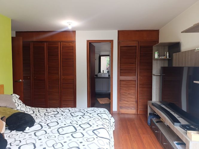 Apartamento de 3 alcobas en arriendo en El Poblado, Medellín, 123 m² · foto 14 de 17