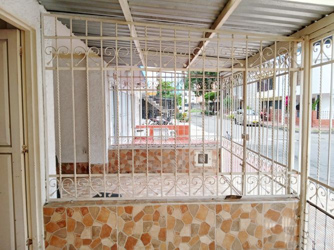 Casa de 6 alcobas en venta en Las Americas, Palmira, 170 m² · foto 3 de 24