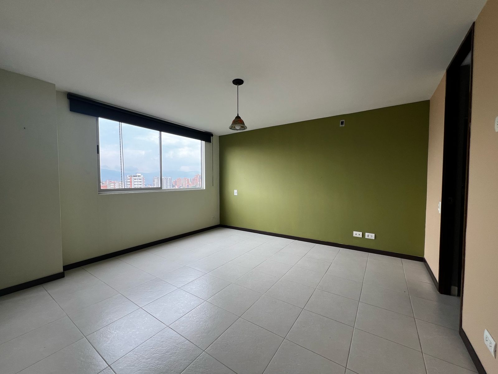 Apartamento en arriendo en Cumbres, Envigado · foto 10 de 18