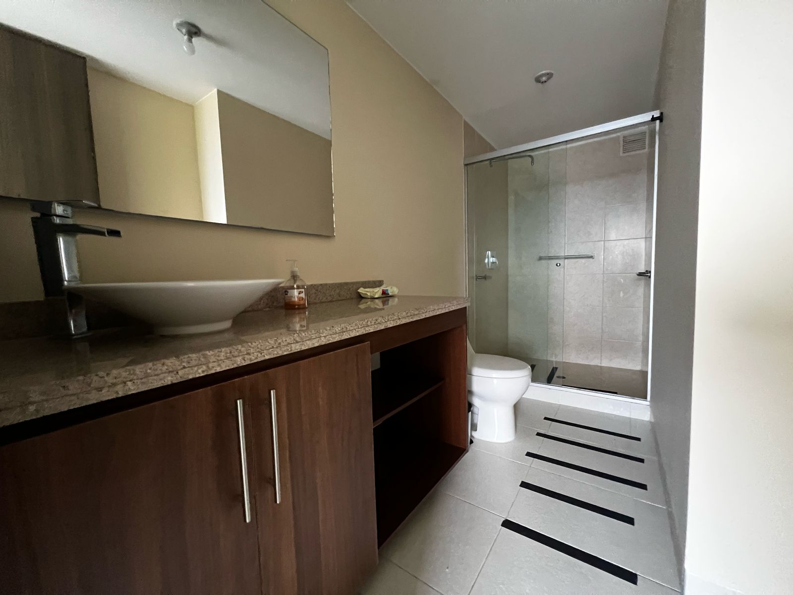 Apartamento en arriendo en Cumbres, Envigado · foto 15 de 18