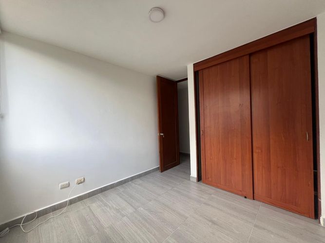 Apartamento de 3 alcobas en arriendo en Cumbres, Envigado, 85 m² · foto 12 de 17
