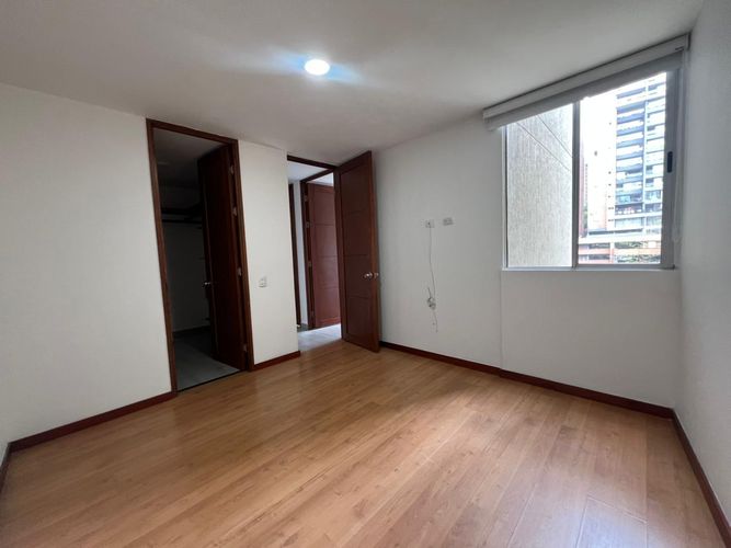 Apartamento de 3 alcobas en arriendo en Cumbres, Envigado, 85 m² · foto 13 de 17