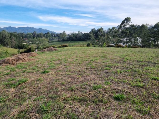 Lote en venta en Los Salados, El Retiro, 1335 m² · foto 5 de 7