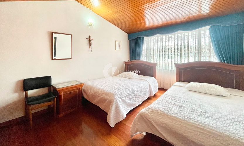 Apartamento de 5 alcobas en venta en Pontevedra, Bogotá, 360 m² · foto 9 de 16