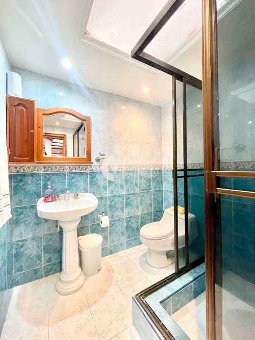Apartamento de 5 alcobas en venta en Pontevedra, Bogotá, 360 m² · foto 14 de 16
