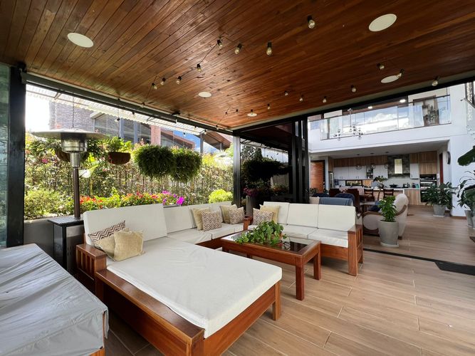Casa de 4 alcobas en venta en El Porvenir, Rionegro, 320 m² · foto 12 de 15
