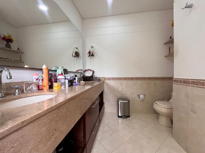 Casa de 4 alcobas en venta en Loma Del Chocho, Envigado, 280 m² · foto 12 de 20
