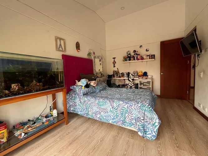 Casa de 4 alcobas en venta en Loma Del Chocho, Envigado, 280 m² · foto 14 de 20