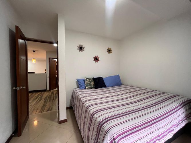 Casa de 4 alcobas en venta en Loma Del Chocho, Envigado, 280 m² · foto 18 de 20