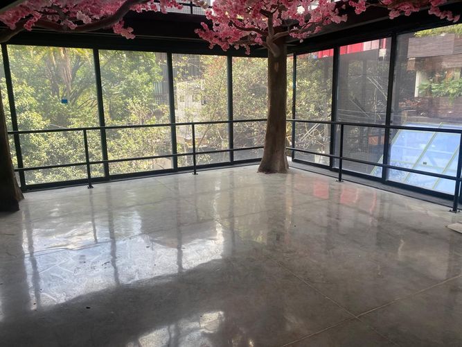 Local en venta en El Poblado, Medellín, 184 m² · foto 15 de 19