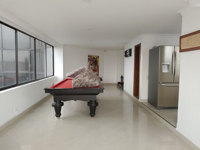 Apartamento de 4 alcobas en arriendo en El Poblado, Medellín, 468 m² · foto 10 de 19