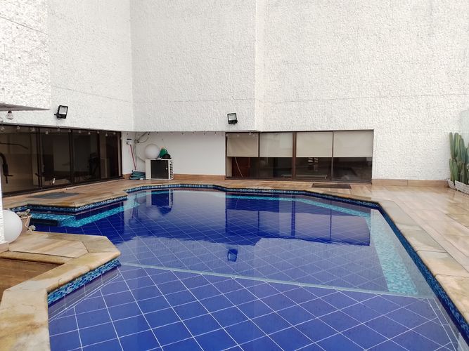 Apartamento de 4 alcobas en arriendo en El Poblado, Medellín, 468 m² · foto 19 de 19