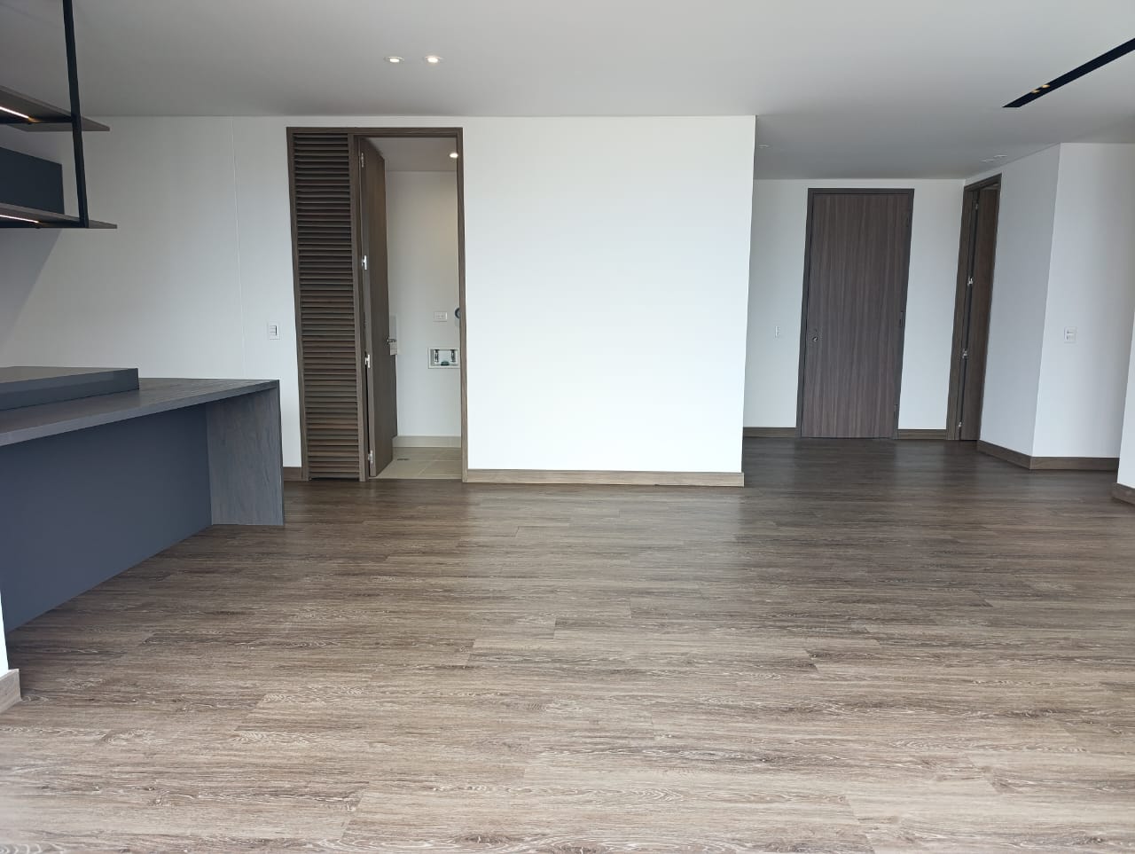 Apartamento en arriendo en El Poblado, Medellín · foto 4 de 19