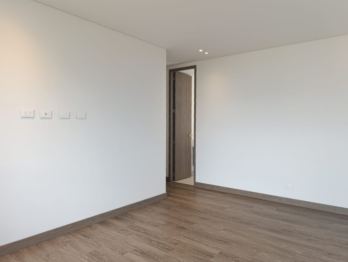 Apartamento en arriendo en El Poblado, Medellín · foto 13 de 19