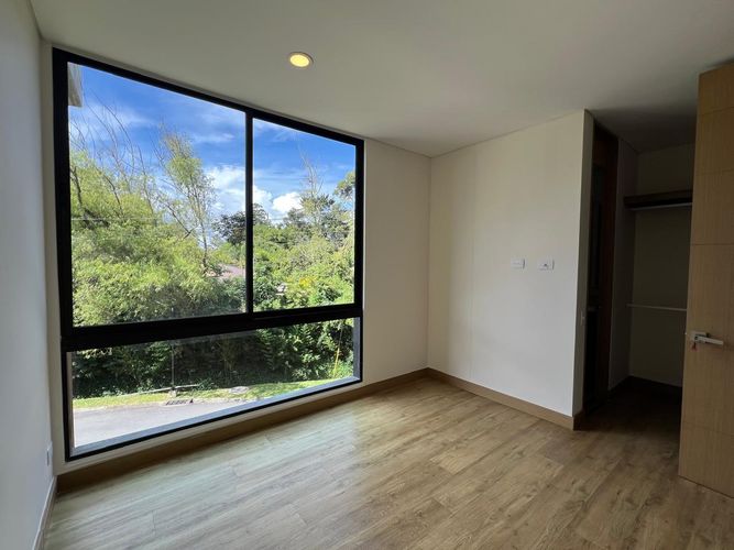 Apartamento de 3 alcobas en arriendo en Guayabito, Rionegro, 132 m² · foto 11 de 18