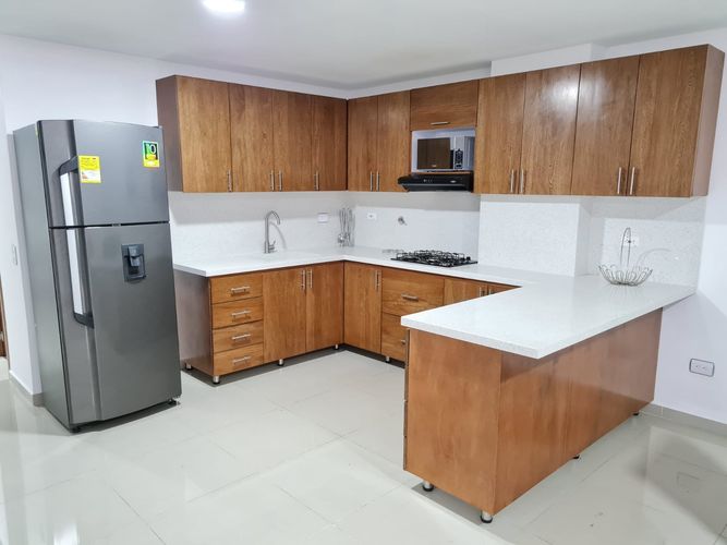 Apartamento de 3 alcobas en arriendo en Camino Verde, Envigado, 150 m² · foto 6 de 15