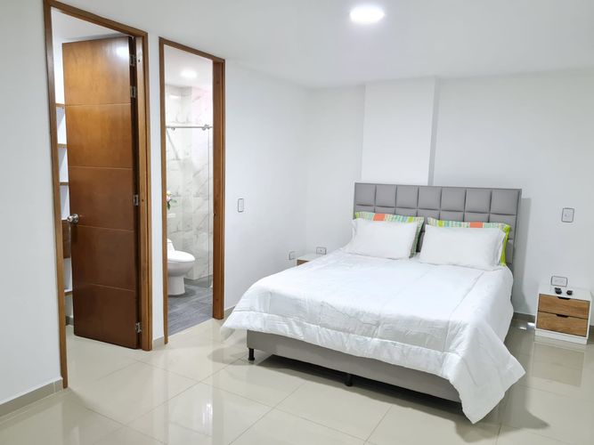 Apartamento de 3 alcobas en arriendo en Camino Verde, Envigado, 150 m² · foto 10 de 15