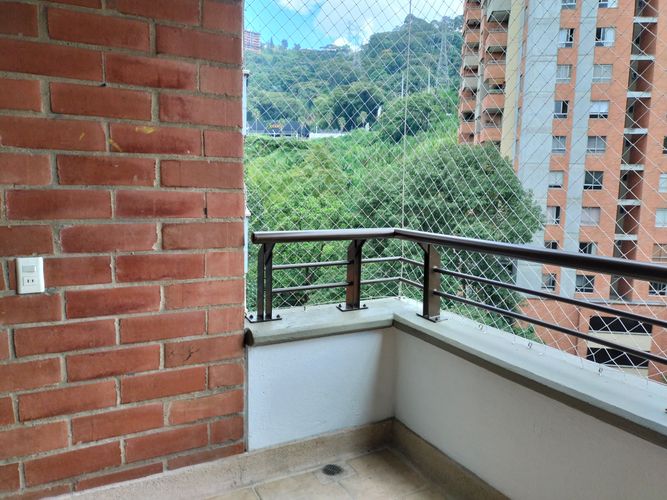 Apartamento de 3 alcobas en arriendo en El Poblado, Medellín, 20 m² · foto 15 de 15