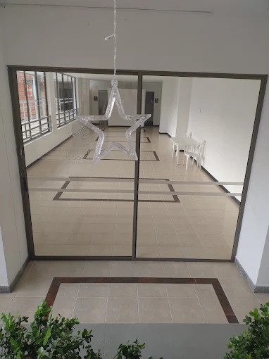 Apartamento en venta en Loma Del Indio, Medellín · foto 13 de 24