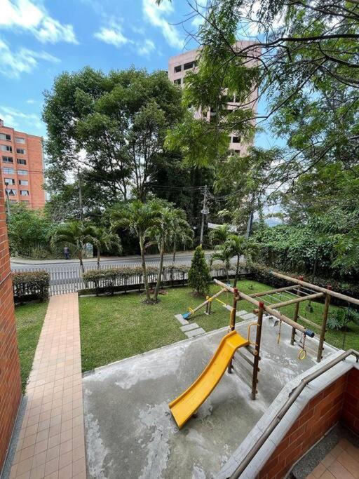 Apartamento en venta en Loma Del Indio, Medellín · foto 19 de 24
