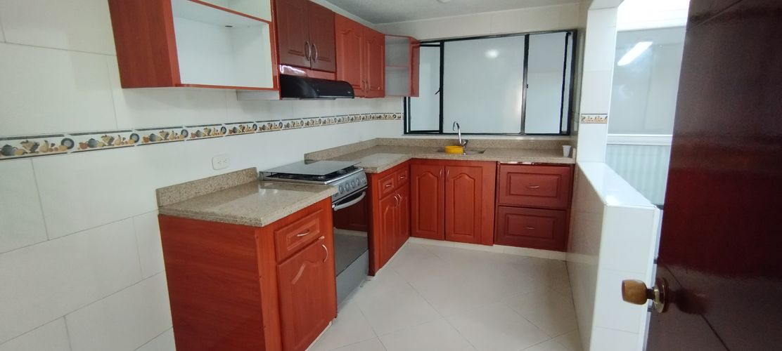 Casa de 4 alcobas en venta en Morato, Bogotá, 203 m² · foto 5 de 22