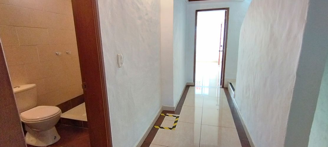 Casa de 4 alcobas en venta en Morato, Bogotá, 203 m² · foto 9 de 22