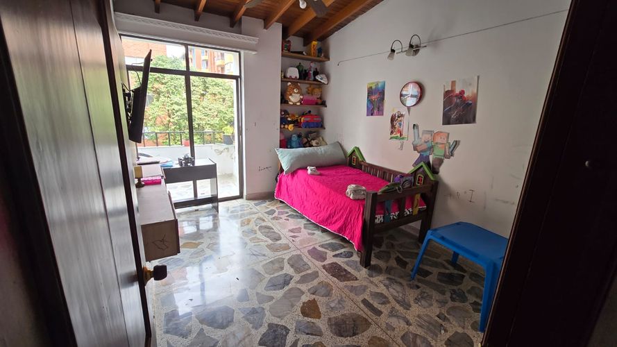 Apartamento en venta en Laureles, Medellín · foto 13 de 24