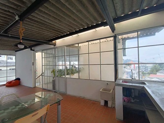 Oficina en arriendo en La Estrella, Manizales, 35 m² · foto 2 de 9
