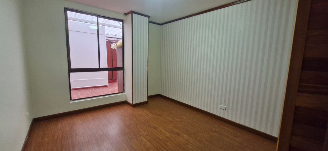 Apartamento de 4 alcobas en venta en Cedritos, Bogotá, 220 m² · foto 9 de 17
