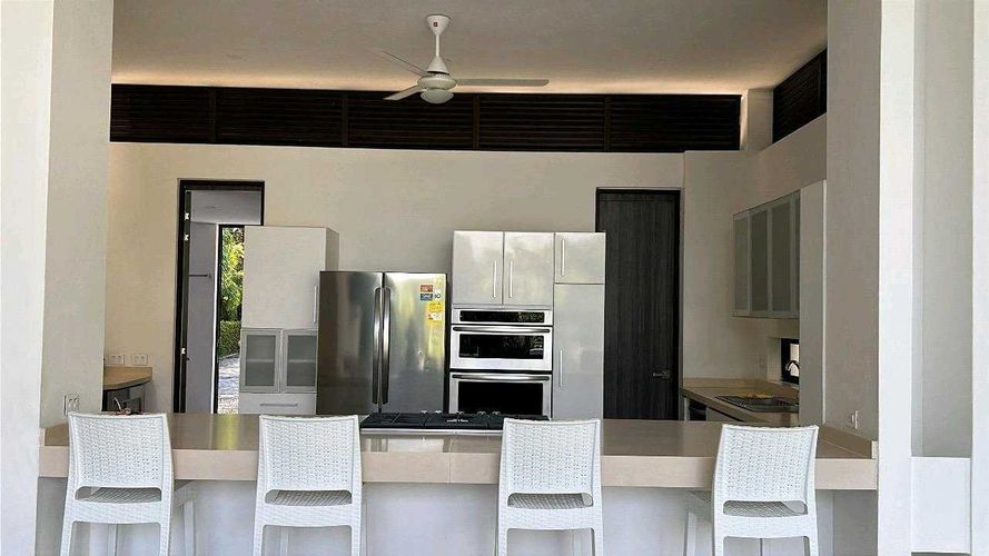 Casa de 5 alcobas en venta en Miraflores, Girardot, 518 m² · foto 8 de 23