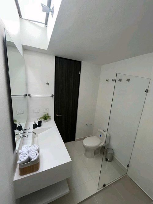 Casa de 5 alcobas en venta en Miraflores, Girardot, 518 m² · foto 20 de 23