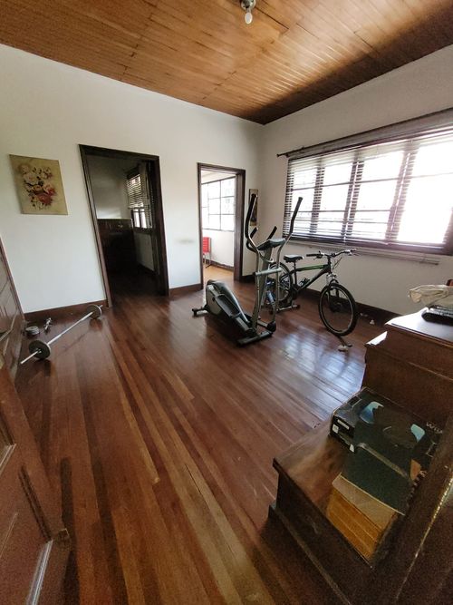Casa de 9 alcobas en venta en Sevilla, Medellín, 378 m² · foto 9 de 24