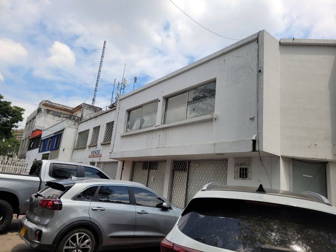 Casa de 15 alcobas en venta en San Vicente, Cali, 983 m² · foto 5 de 12