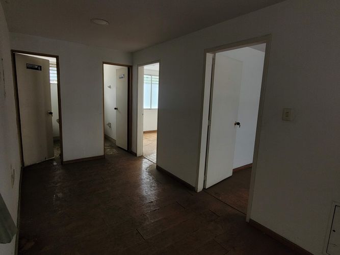 Casa de 15 alcobas en venta en San Vicente, Cali, 983 m² · foto 8 de 12