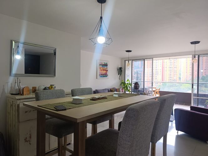 Apartamento de 3 alcobas en venta en El Poblado, Medellín, 116 m² · foto 4 de 19
