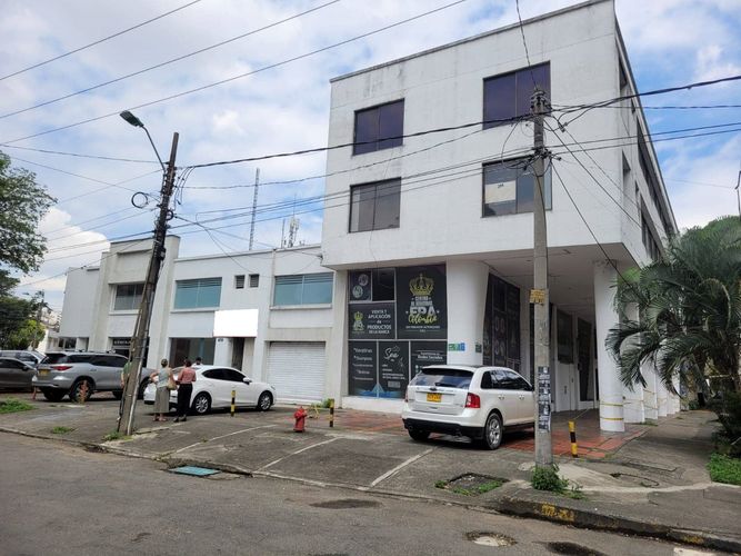 Edificio en venta en San Vicente, Cali, 1837 m² · foto 3 de 24
