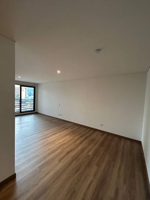 Apartaestudio en venta en Centro Internacional, Bogotá, 40 m² · foto 3 de 16