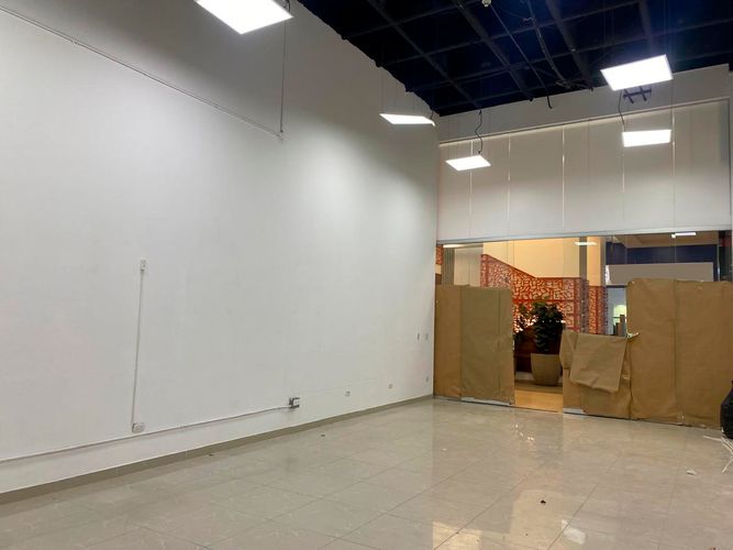 Local en arriendo en El Poblado, Medellín, 57 m² · foto 3 de 5