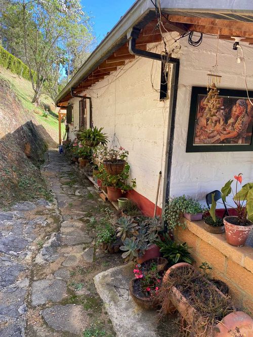 Casa en arriendo en Santa Elena, Medellín, 1700 m² · foto 12 de 24