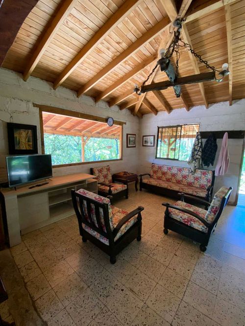 Casa en arriendo en Santa Elena, Medellín, 1700 m² · foto 18 de 24