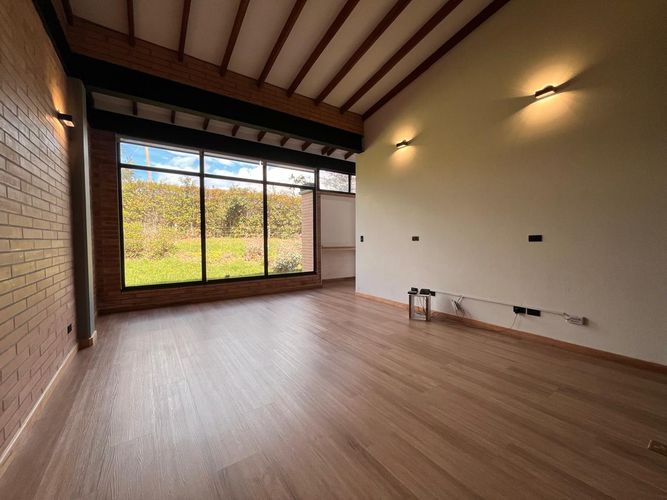 Casa de 3 alcobas en venta en Pantanillo, El Retiro, 384 m² · foto 16 de 20