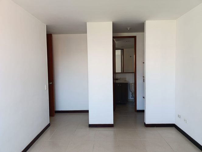 Apartamento de 3 alcobas en arriendo en El Poblado, Medellín, 60 m² · foto 8 de 16