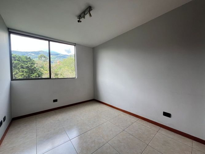 Apartamento de 3 alcobas en venta en El Poblado, Medellín, 120 m² · foto 13 de 19