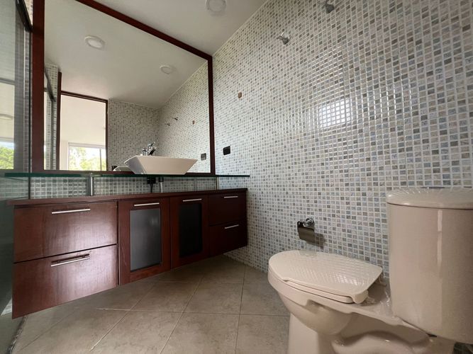 Apartamento de 3 alcobas en venta en El Poblado, Medellín, 120 m² · foto 18 de 19