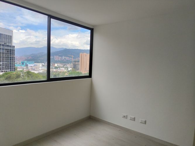 Apartamento de 3 alcobas en arriendo en El Poblado, Medellín, 80 m² · foto 13 de 16